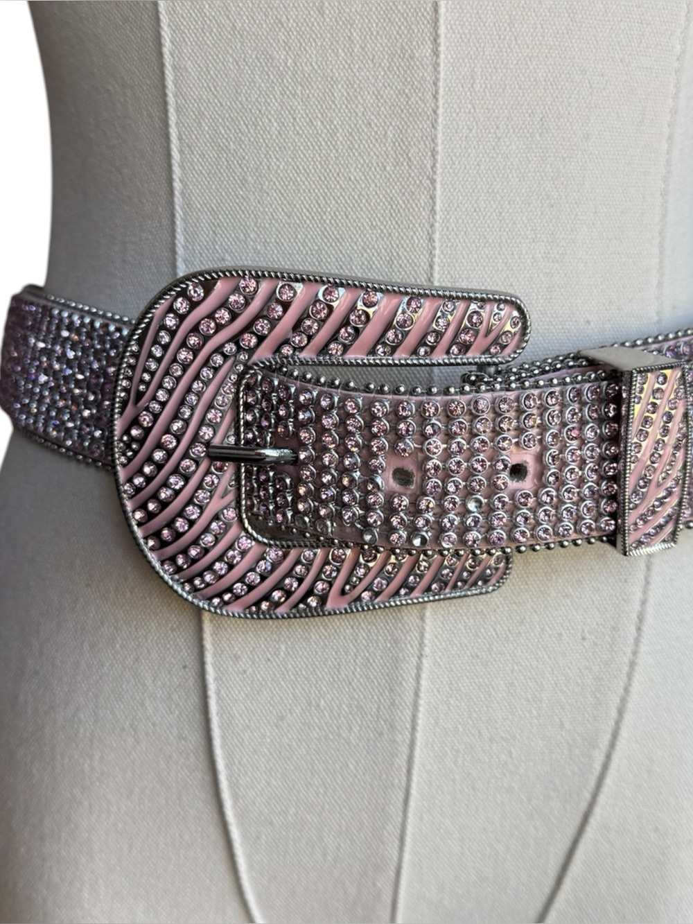 BHW Western Rhinestone Belt Sz Small Pink Bedazzled Sparkle Rodeo Cowgirl Bling